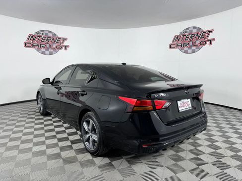 Used 2022 Nissan Altima 2.5 SL FWD image 5