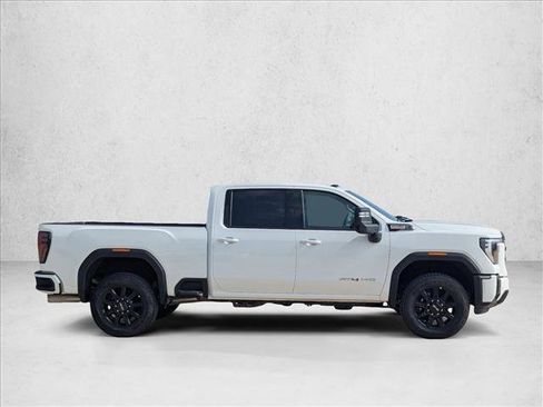 New 2026 GMC Sierra 2500 AT4 w/ Technology Package image 8