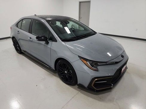 Used 2022 Toyota Corolla SE w/ Carpet Mat Package (TMS) FWD image 6