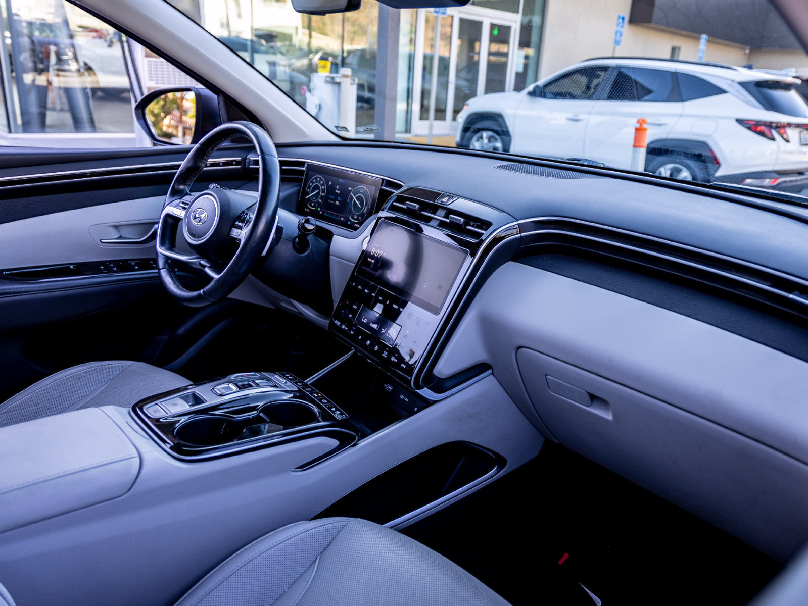 Used 2022 Hyundai Tucson Limited AWD/4WD image 24