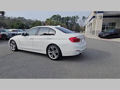 Used 2017 BMW 330i Sedan image 21