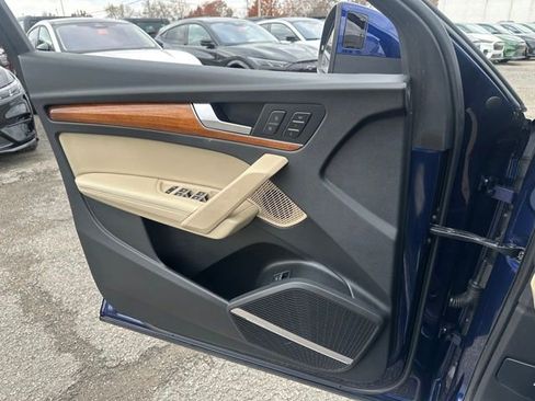 Used 2023 Audi Q5 2.0T Prestige image 18