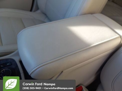 Used 2021 GMC Acadia Denali w/ Denali Ultimate Package image 18