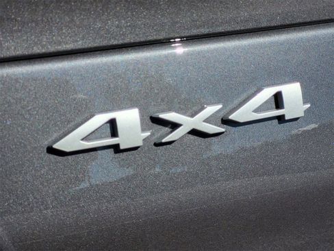 New 2025 Jeep Grand Cherokee L Laredo w/ Trailer Tow Package image 8