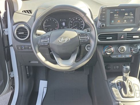 Used 2020 Hyundai Kona SEL image 12
