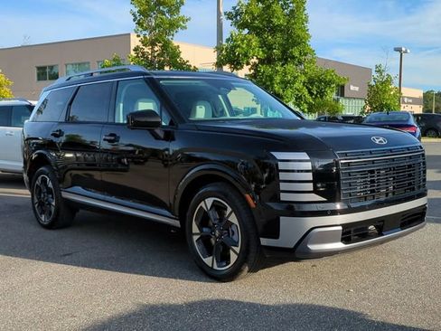 New 2026 Hyundai Palisade Limited image 3