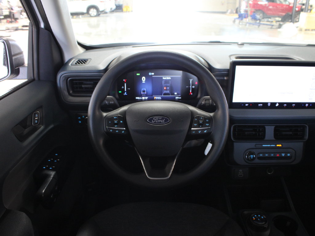 Used 2025 Ford Maverick XL FWD image 19