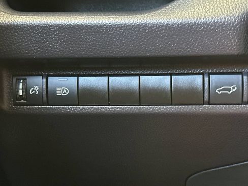 Used 2024 Toyota RAV4 XLE Premium FWD image 31
