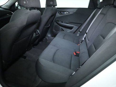 Used 2024 Chevrolet Malibu LT image 14