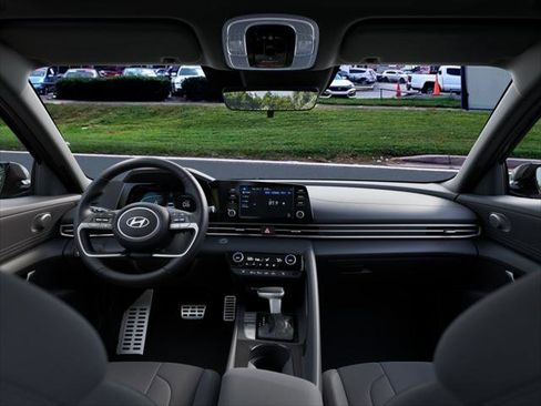 New 2026 Hyundai Elantra SEL Sport Premium FWD image 11
