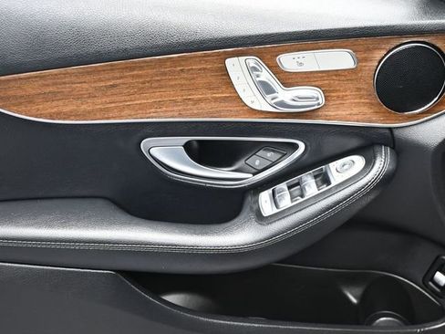 Used 2019 Mercedes-Benz C 300 4MATIC Sedan image 13