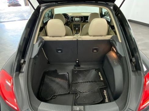 Used 2014 Volkswagen Beetle 2.5 image 37