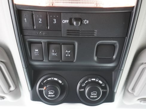 Used 2016 Toyota 4Runner TRD Pro AWD/4WD image 25