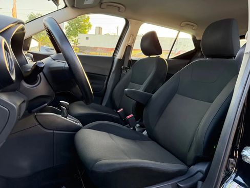 Used 2024 Nissan Kicks S FWD image 9