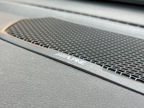 Used 2024 RAM 1500 Laramie image 23