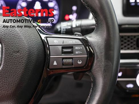 Used 2022 Honda Civic Touring image 16