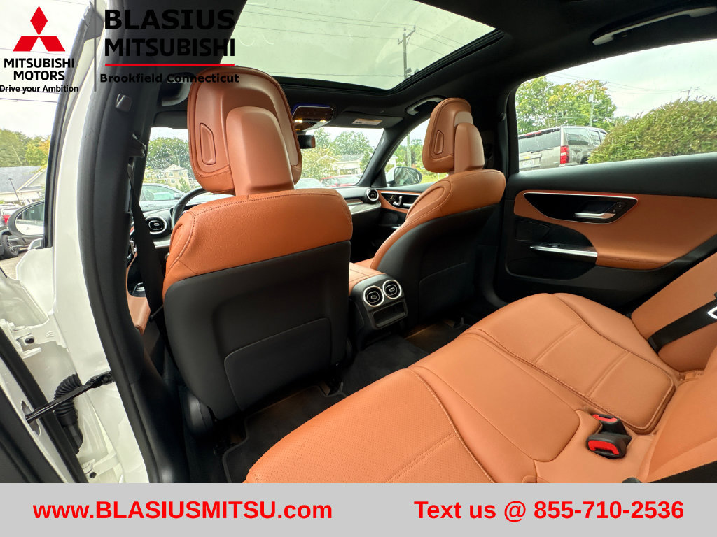 Used 2023 Mercedes-Benz C 300 4MATIC Sedan image 37