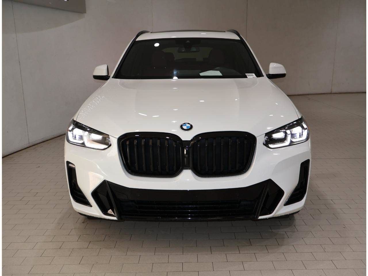 Used 2024 BMW X3 sDrive30i w/ Premium Package RWD image 8