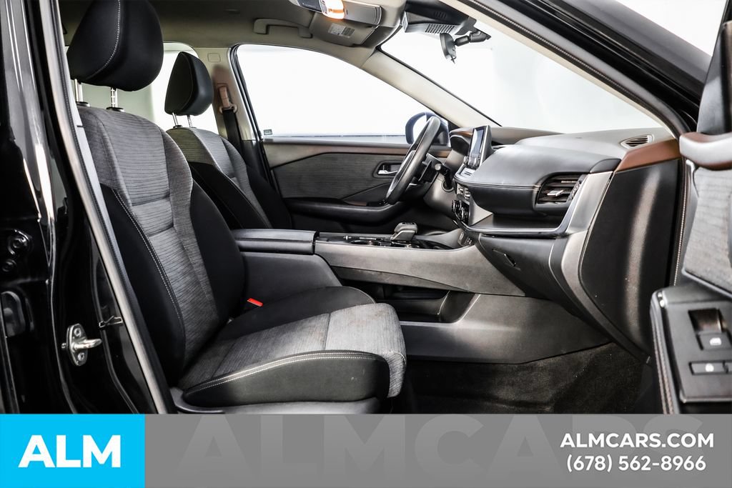 Used 2023 Nissan Rogue SV FWD image 19