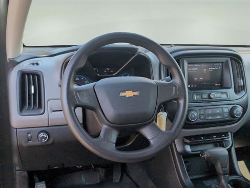 Used 2020 Chevrolet Colorado W/T image 24