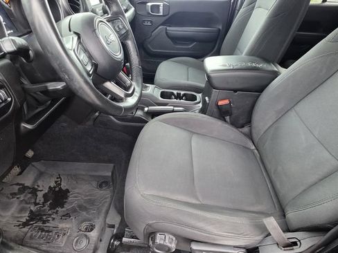 Used 2021 Jeep Gladiator Sport AWD/4WD image 6