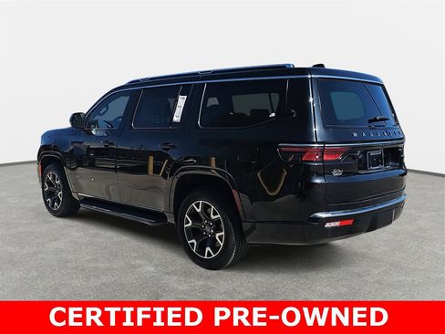 Used 2023 Jeep Wagoneer Series III w/ Preferred Equipment Group image 7