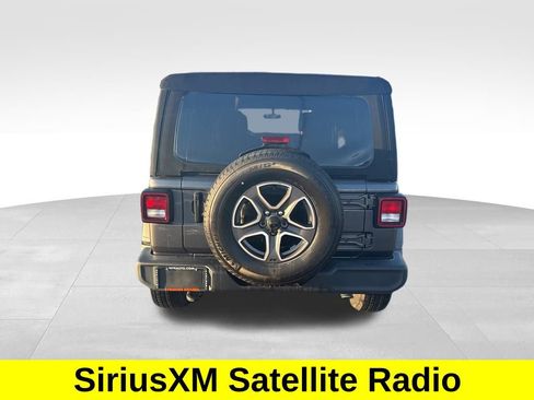 Used 2022 Jeep Wrangler Unlimited Sport S image 4