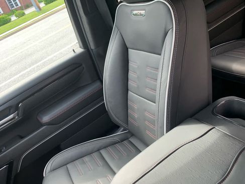 Used 2025 GMC Sierra 2500 AT4X AWD/4WD image 20