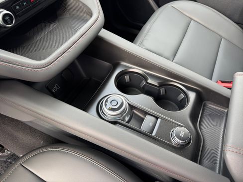 New 2026 Ford Explorer Active w/ Active Comfort Package image 14