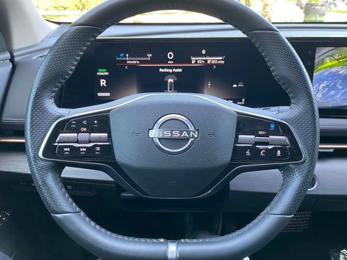 Used 2023 Nissan Ariya FWD image 21