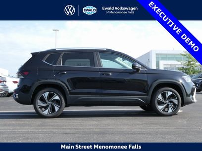New 2025 Volkswagen Taos SE