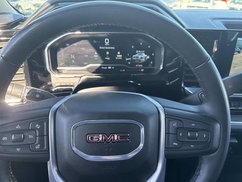 Used 2025 GMC Sierra 1500 SLT image 29