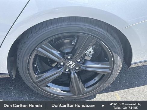 Used 2023 Honda Accord Sport image 10