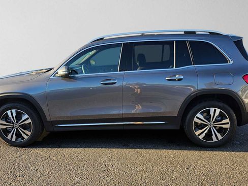 Used 2026 Mercedes-Benz GLB 250 image 5