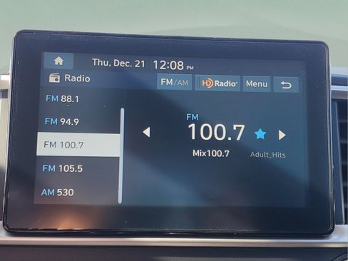 Certified 2025 Hyundai Venue SEL FWD image 22