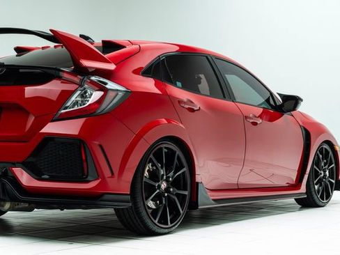 Used 2017 Honda Civic Type R image 13