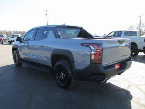 Used 2026 Chevrolet Silverado EV LT image 9