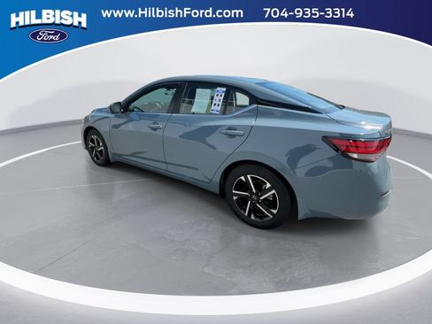 Used 2025 Nissan Sentra SV FWD image 6