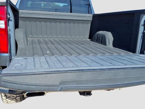 Used 2020 Chevrolet Silverado 1500 Custom w/ Custom Value Package AWD/4WD image 23