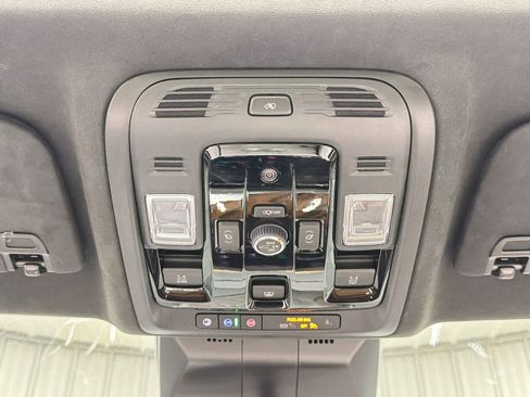 Used 2026 Cadillac Escalade Platinum Sport AWD/4WD image 42