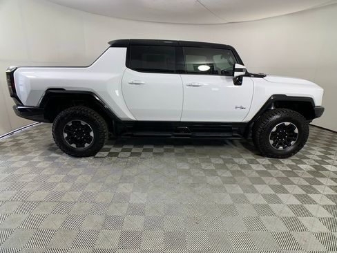 New 2025 GMC Hummer EV 3X w/ Extreme Off-Road Package image 8