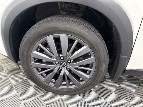 Used 2023 Nissan Pathfinder SL w/ SL Premium Package image 12