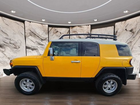 Used 2007 Toyota FJ Cruiser 4WD image 5