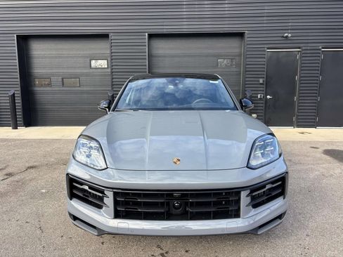 New 2026 Porsche Cayenne S AWD/4WD image 13