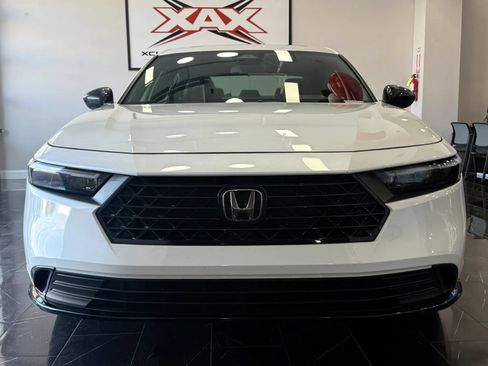 Used 2023 Honda Accord Sport image 2