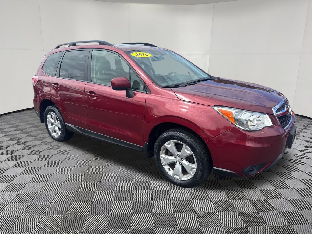 Used 2016 Subaru Forester 2.5i Premium w/ All-Weather Package AWD/4WD image 8
