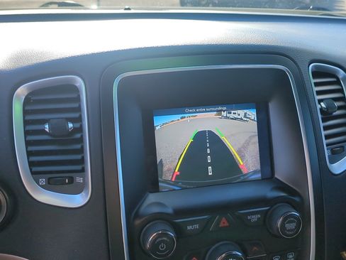 Used 2019 Dodge Durango SXT image 22