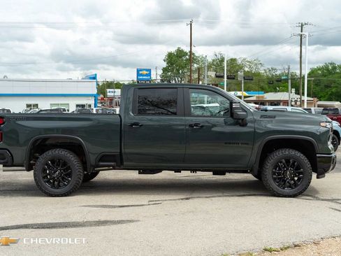 New 2026 Chevrolet Silverado 2500 LT w/ Trail Boss Package AWD/4WD image 4