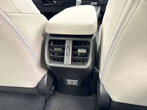 Used 2025 Lexus UX 300h 300h w/ Accessory Package (Z1) image 18