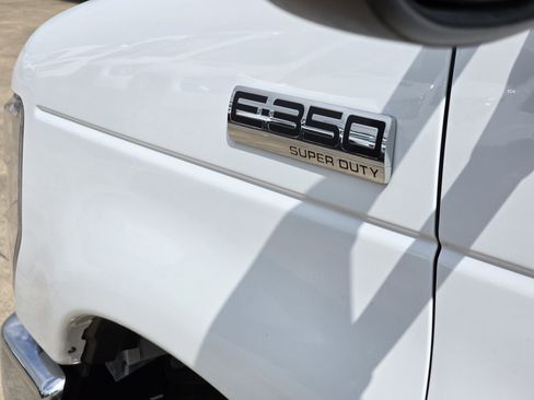 New 2025 Ford E-350 and Econoline 350 Super Duty w/ Power Equipment Group RWD image 11